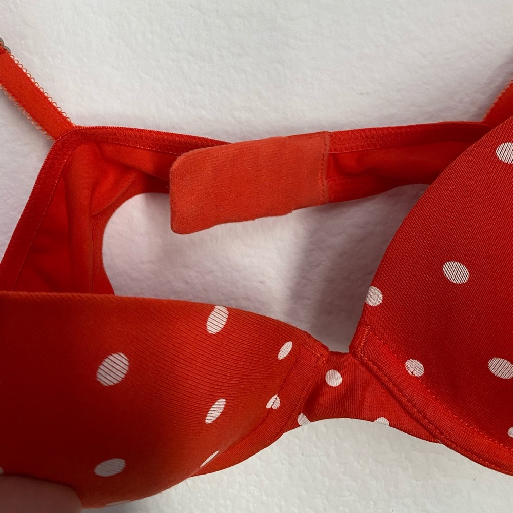 SOLD    Victoria’s Secret • Polka Dot Push Up Bra - Picture 5 of 13